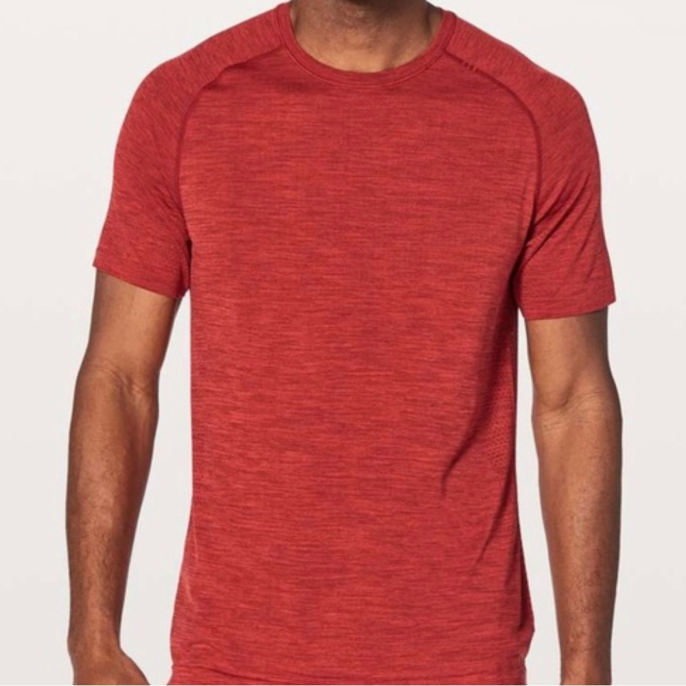 Lululemon men’s short sleeve tee